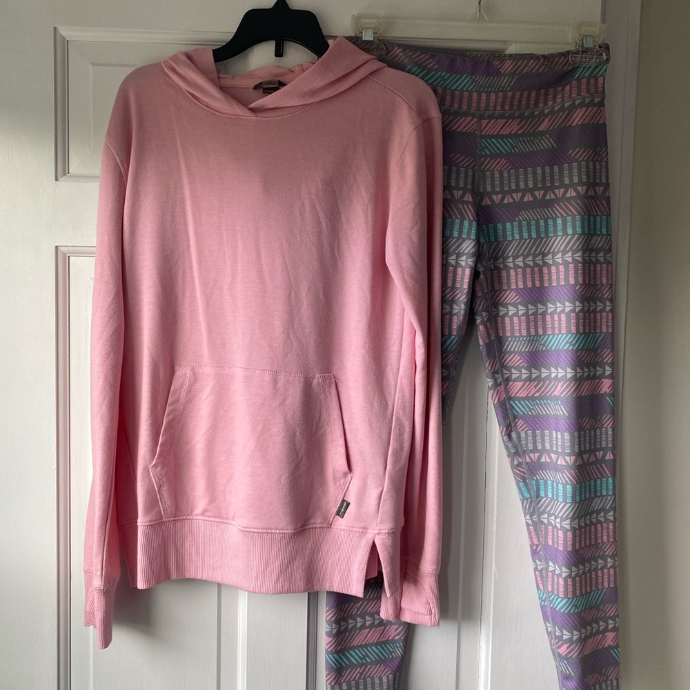 Eddie Bauer outfit in beautiful colors! Size L 14-16